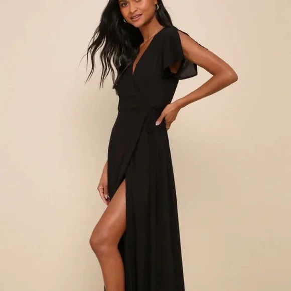 green emerald velvet dress Keep It Up Black Puff Sleeve Maxi Dress, Large - The Mint Julep Boutique